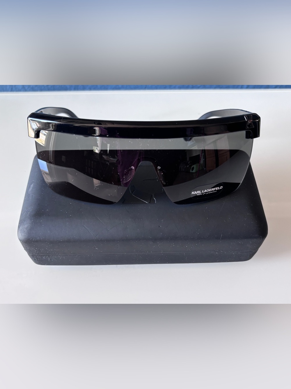 Karl Lagerfeld Black Shield Visor Sunglasses Oversized Futuristic Unisex w/ Case